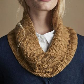 Cordelia Cowl
