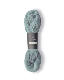 Isager Spinni - 10s (Light Blue on Gray)