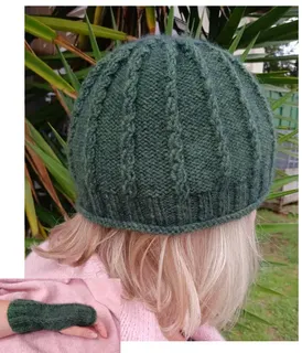 P385 - DK Adult Hat and Wrist Warmers Pattern